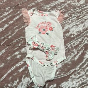 Baby shirt and headband